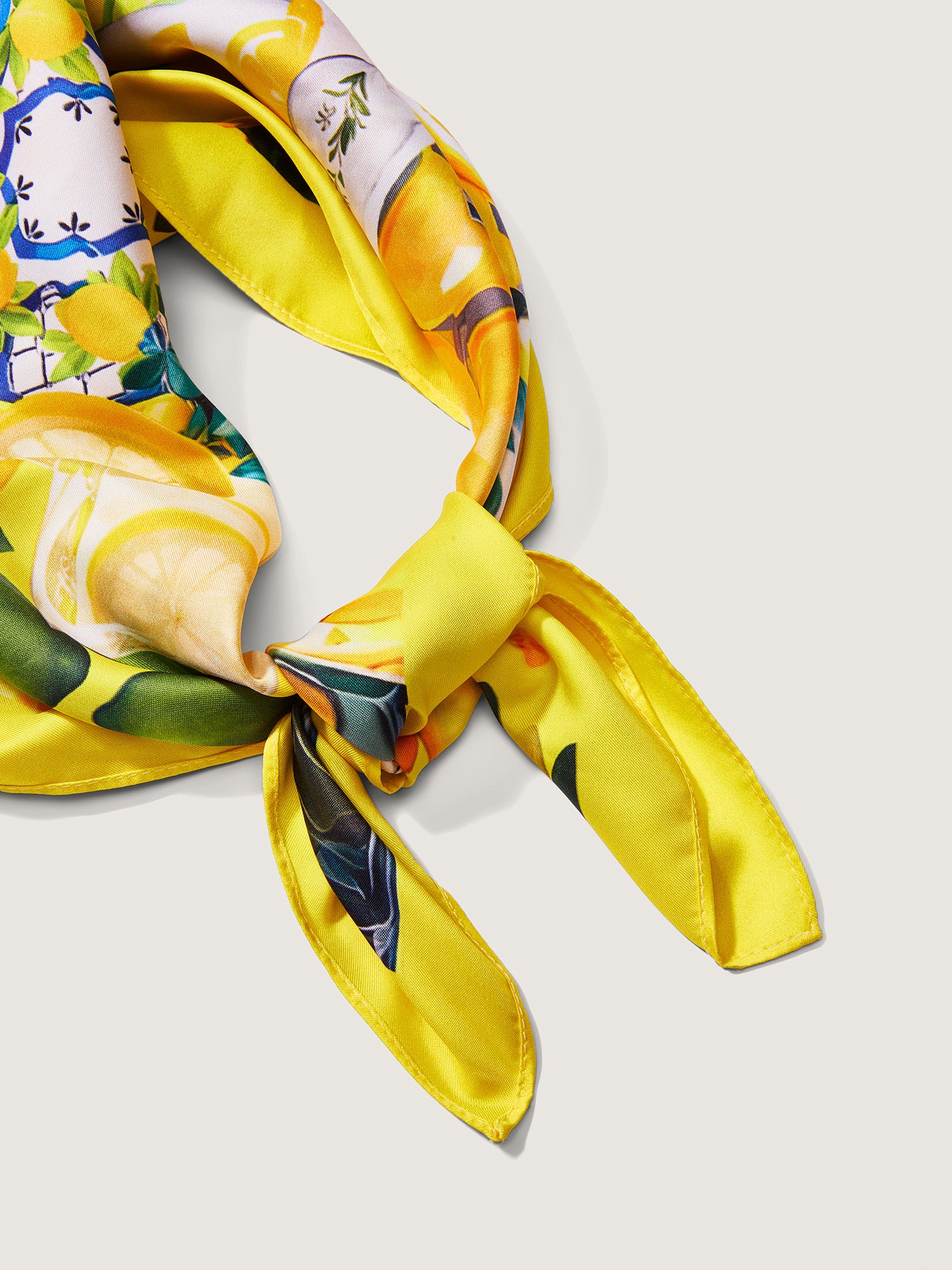 Citrus Lemon Print Contrast Scarf - Image 3