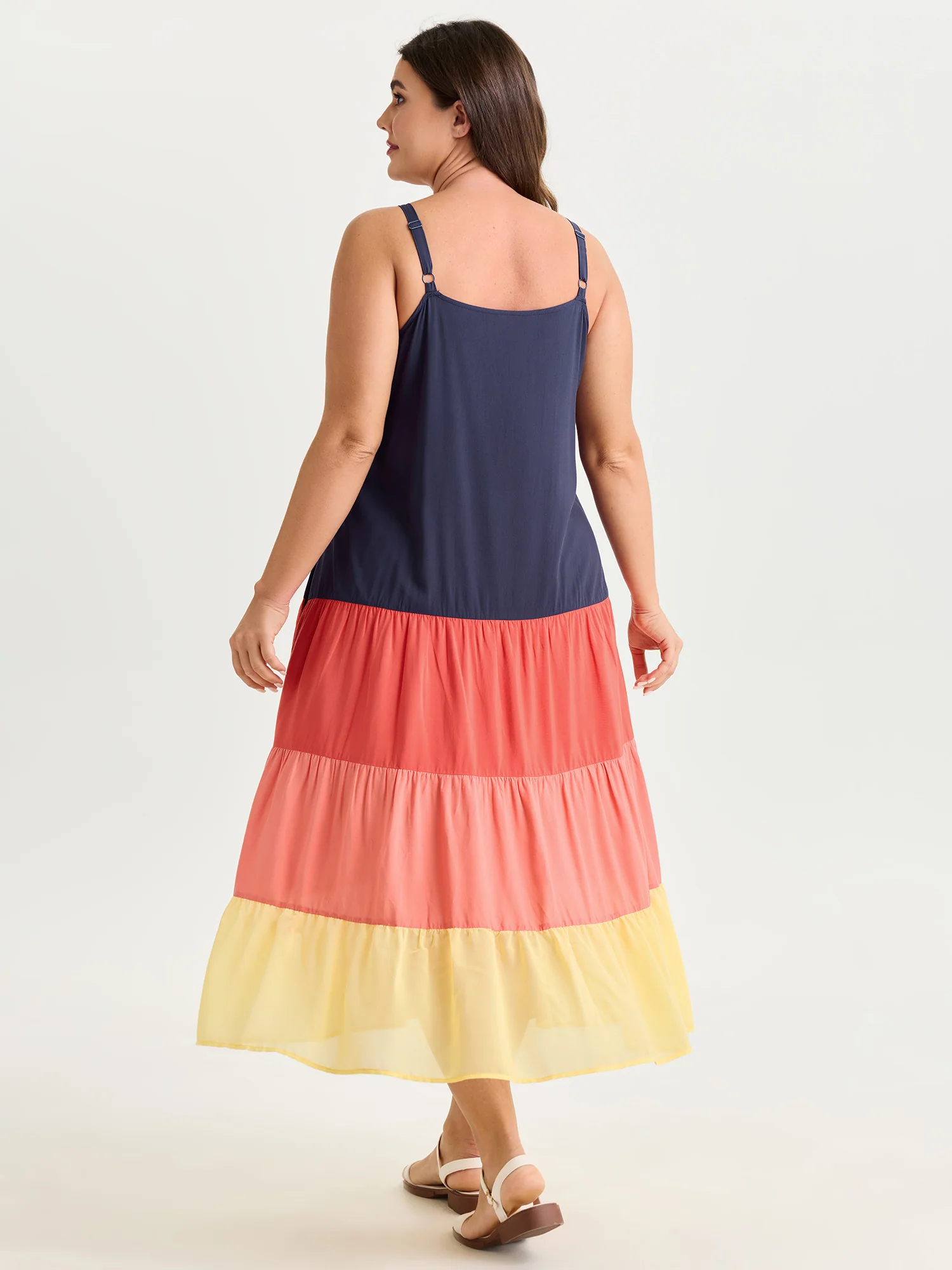 Colorblock Tiered Pockets Cami Midi Dress - Image 5