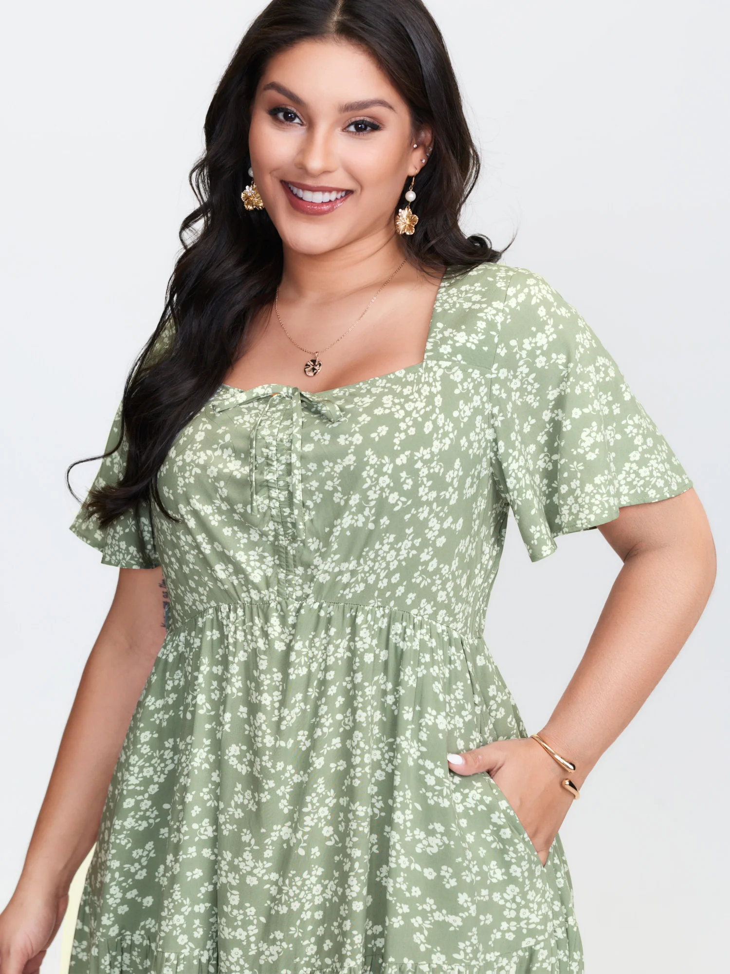 Ditsy Floral Sweetheart Drawstring Pocket Tiered Dress - Image 31