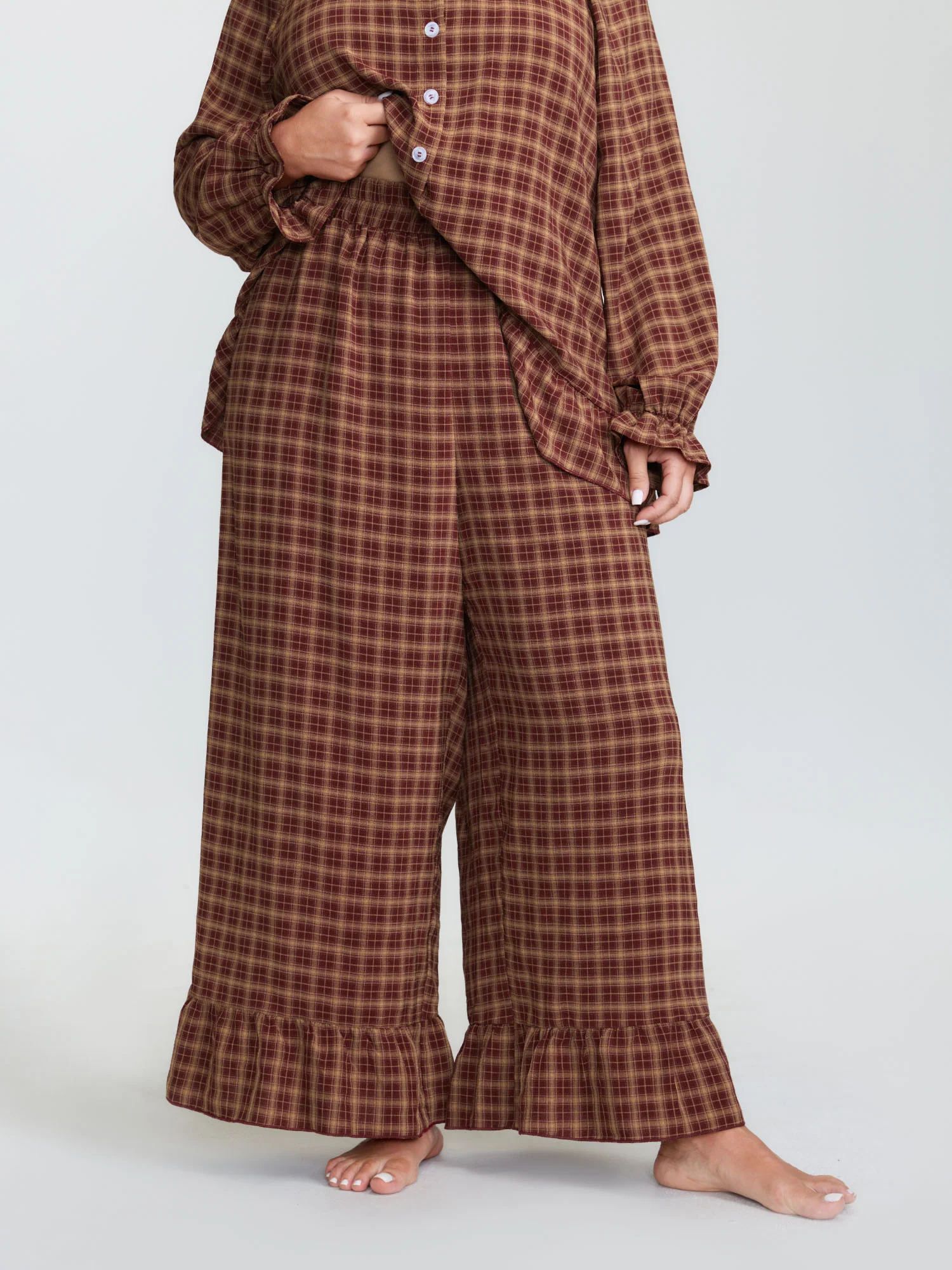 Gingham Print Ruffled Hem Co-Ord Pajama Set - Image 11