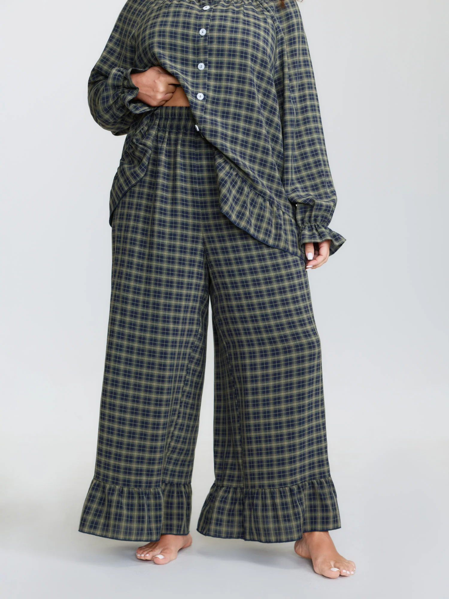 Gingham Print Ruffled Hem Co-Ord Pajama Set - Image 32