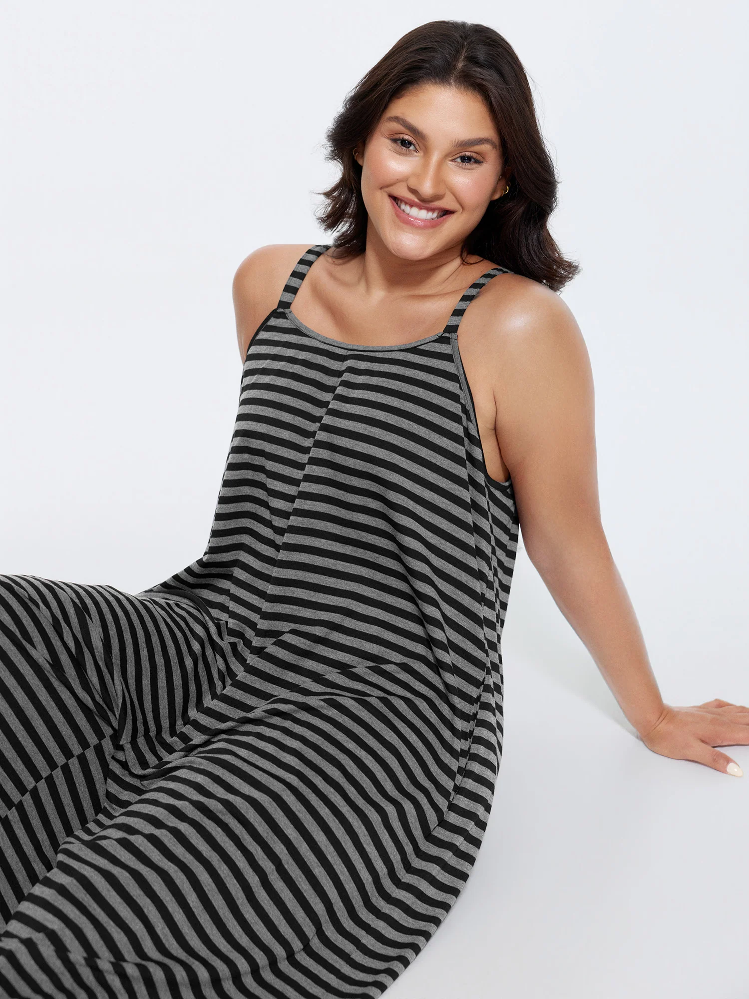 Striped Print Relaxed-Fit Cami Jumpsuit - Image 2