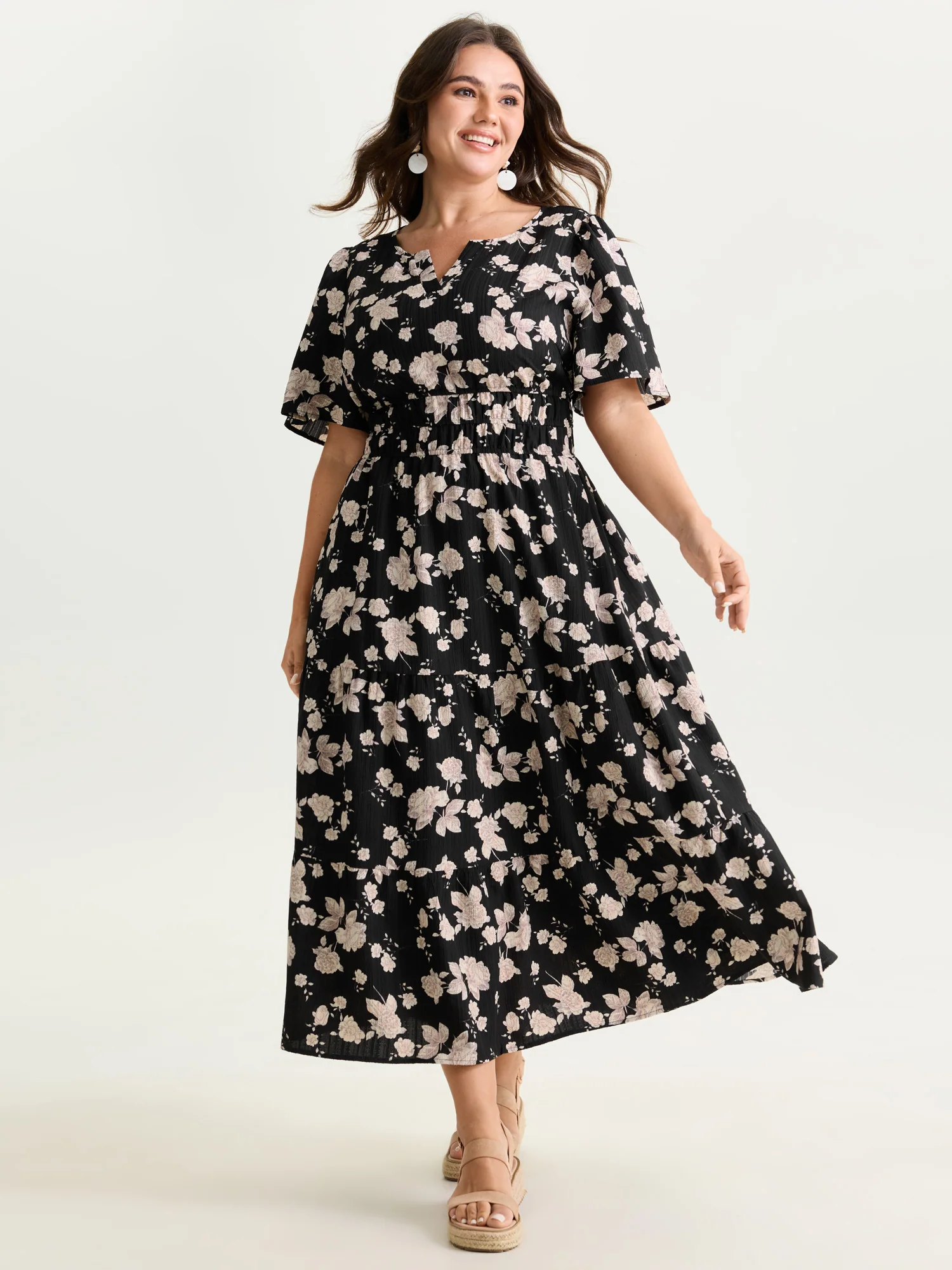 Textured Shirred Cinched Waist Maxi Dress - Image 12
