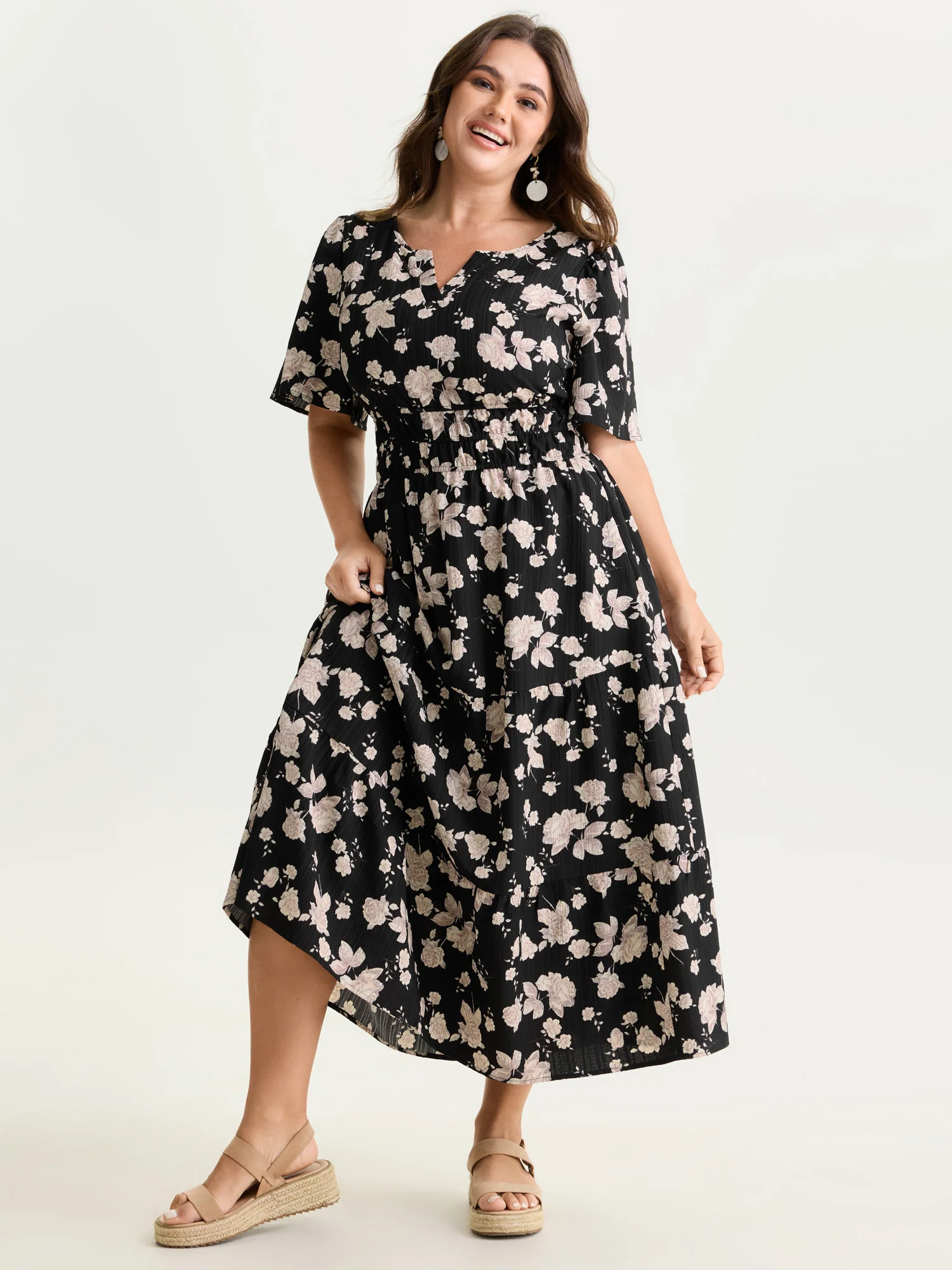 Textured Shirred Cinched Waist Maxi Dress - Image 14