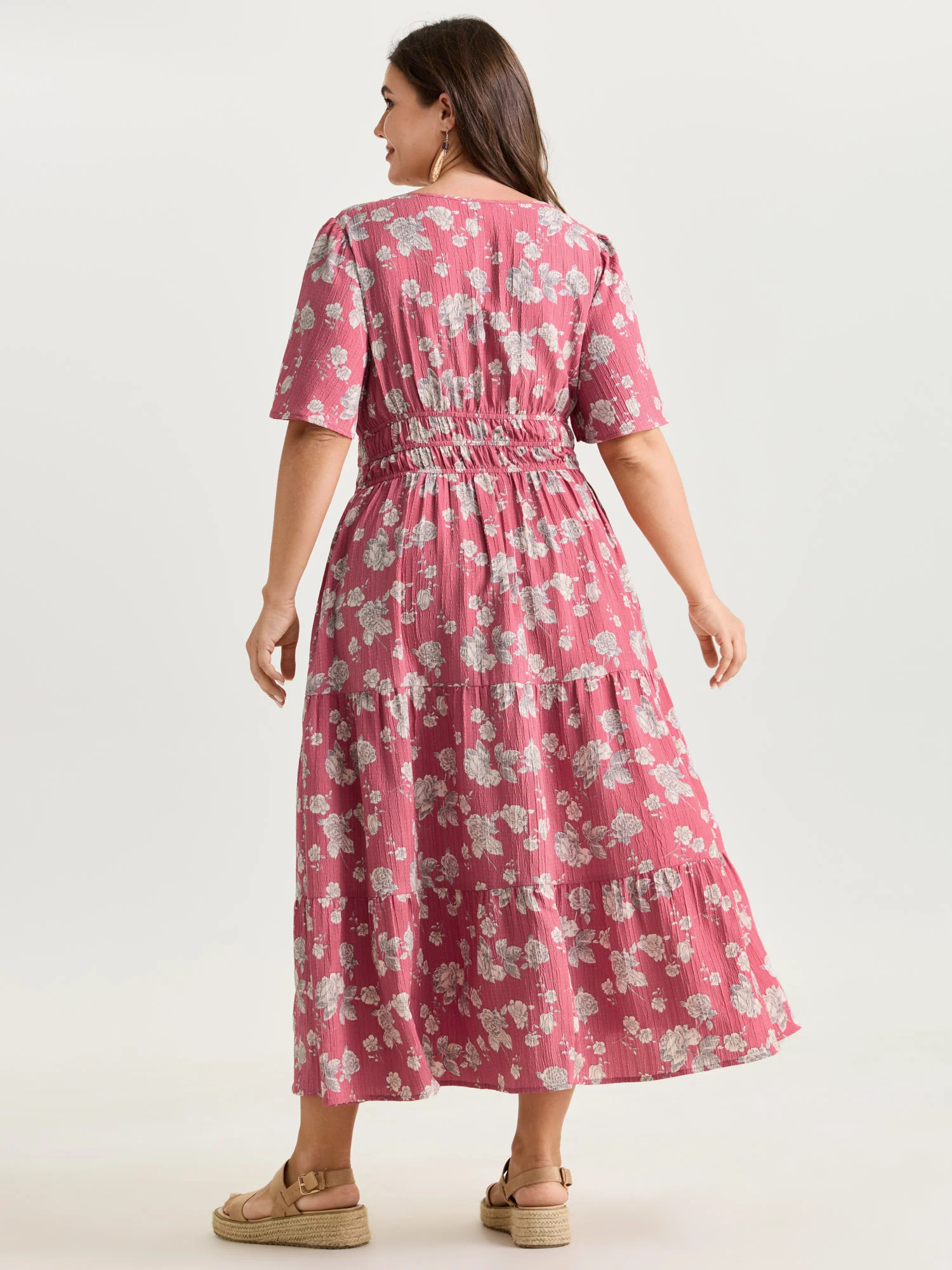 Textured Shirred Cinched Waist Maxi Dress - Image 18
