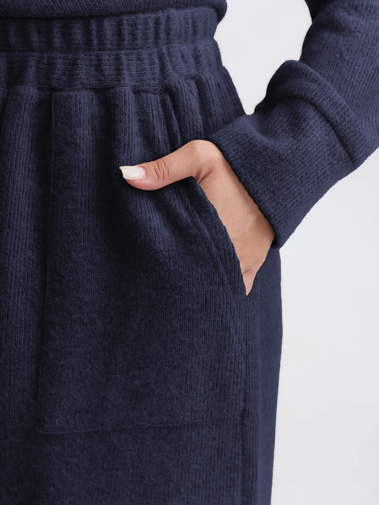 Turtleneck Snuggle-Worthy Loungewear Set - Image 19