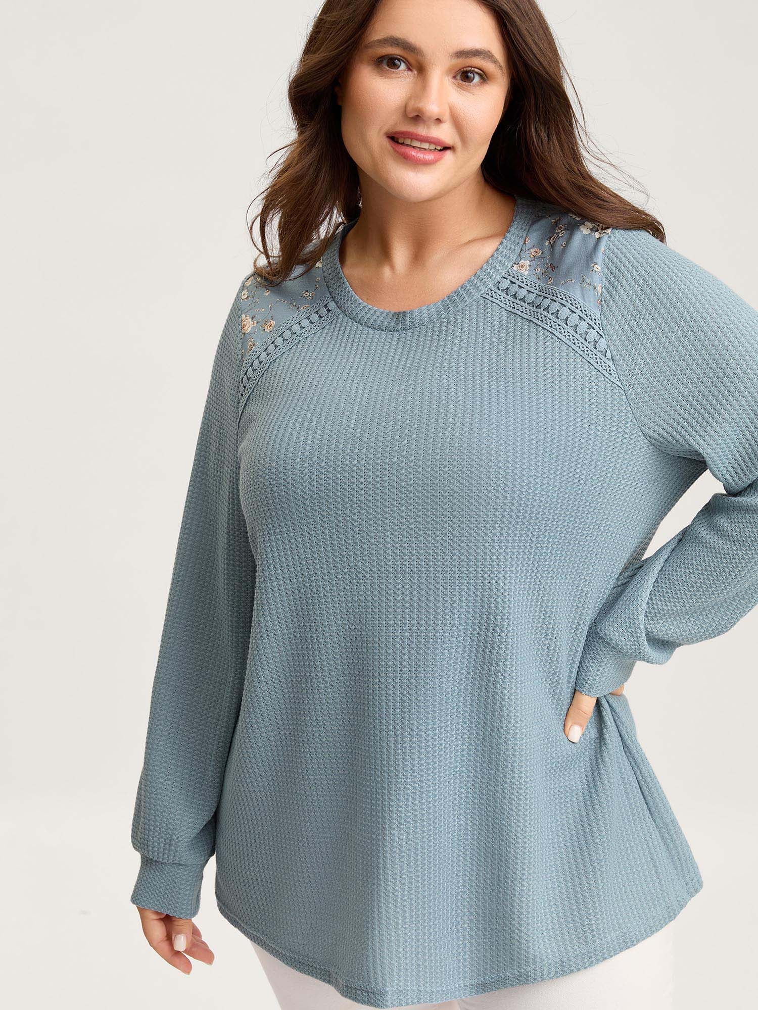 Waffle Spliced Floral Lace Sweatshirt - Image 6